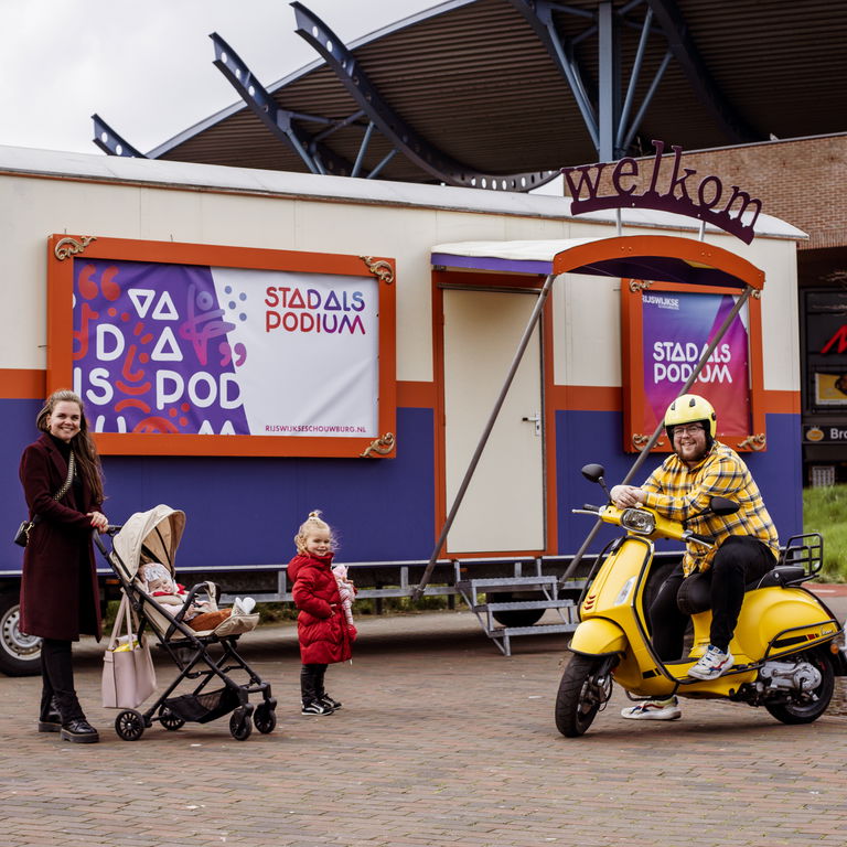 Foto voor 'Spoorzicht, Kleurenbuurt, Artiestenbuurt en Stationskwartier'