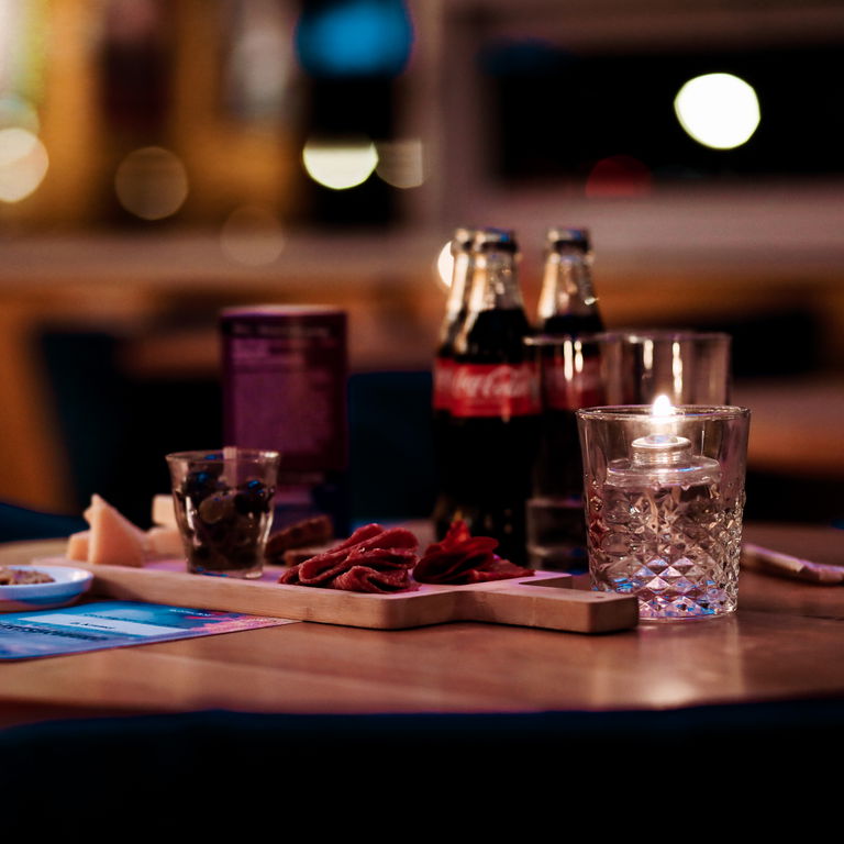 Foto voor 'Een eigen tafel staat voor je klaar'